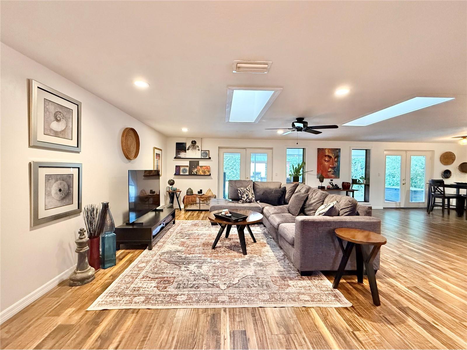 1004 Lake Charles Circle Lutz FL 33548 TB8459213 image6