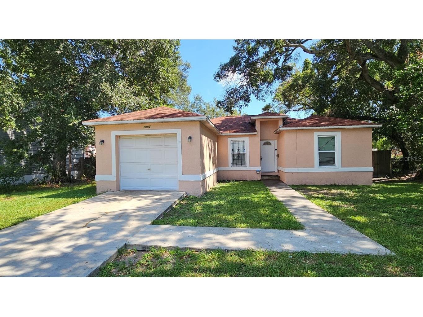 1004 Newton Avenue S Saint Petersburg FL 33705 U8208958 image1