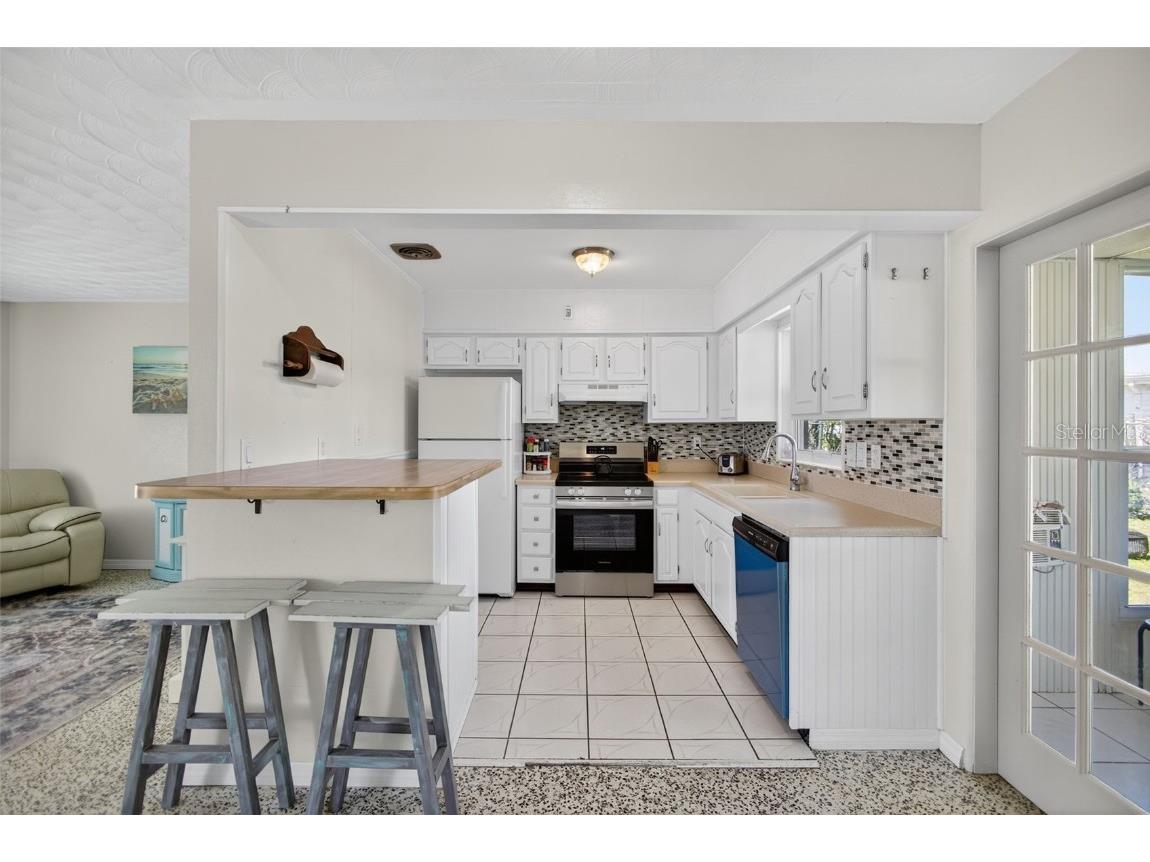 1004 Orlando Avenue Bradenton FL 34207 A4666408 image16