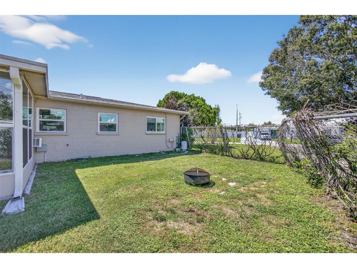 1004 Orlando Avenue Bradenton FL 34207 A4666408 image36