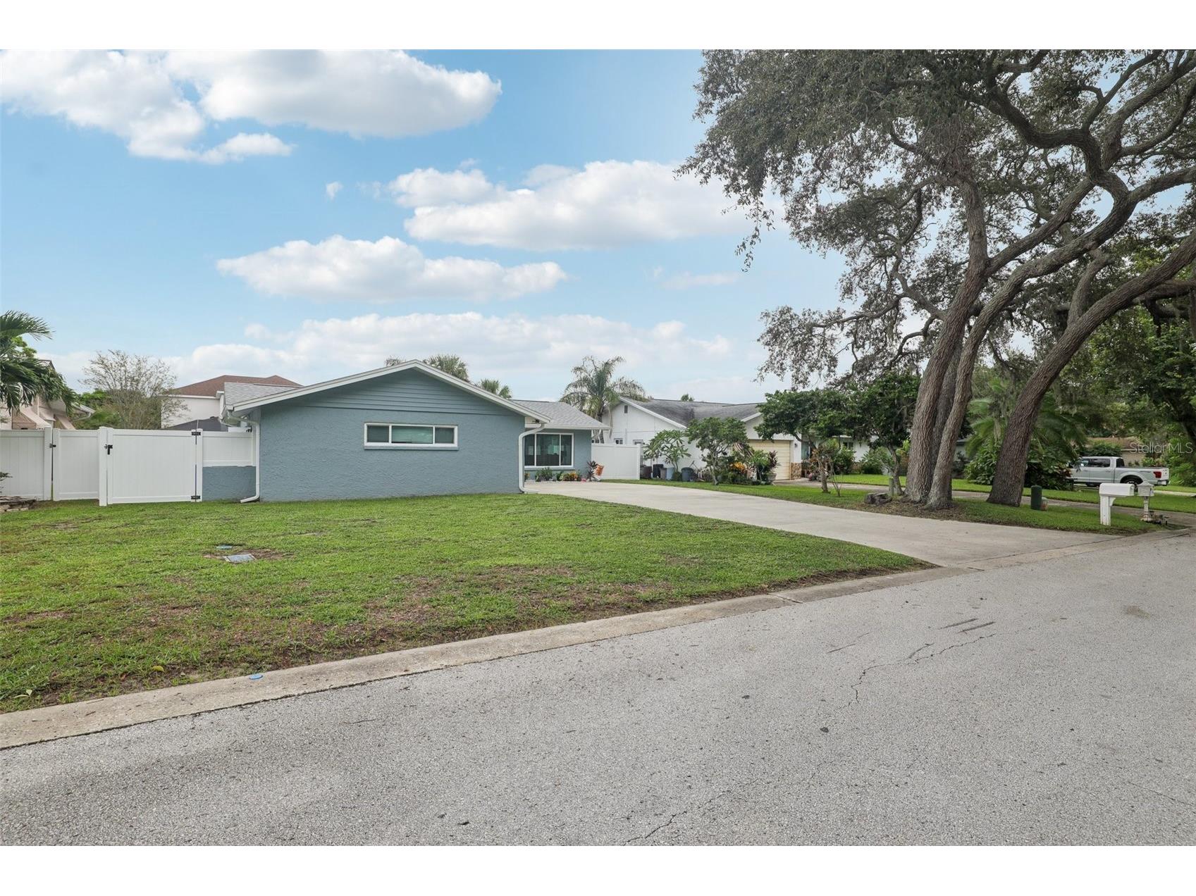 1004 Peninsula Avenue Tarpon Springs FL 34689 TB8426574 image2