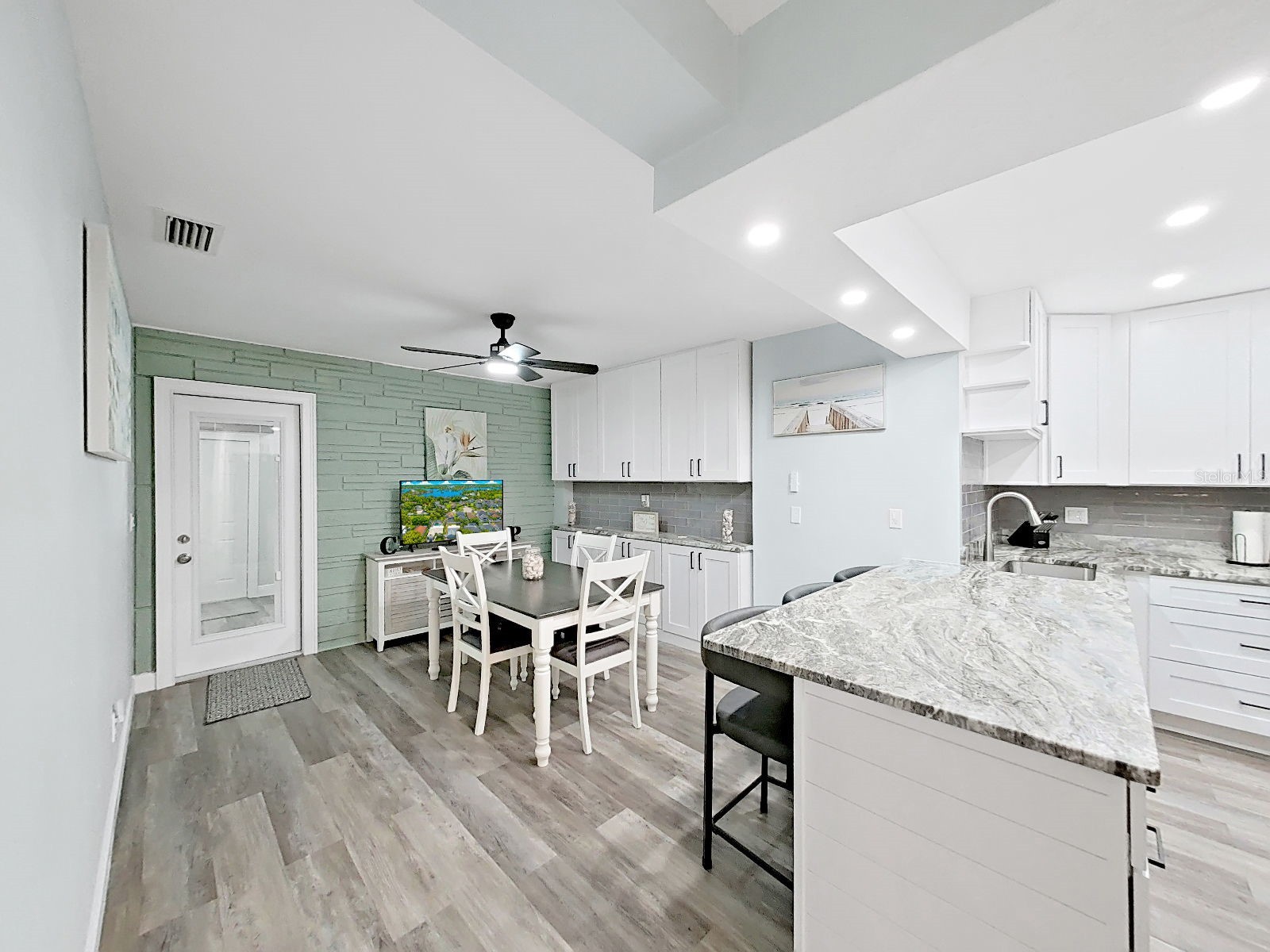 1004 Peninsula Avenue Tarpon Springs FL 34689 TB8520471 image32