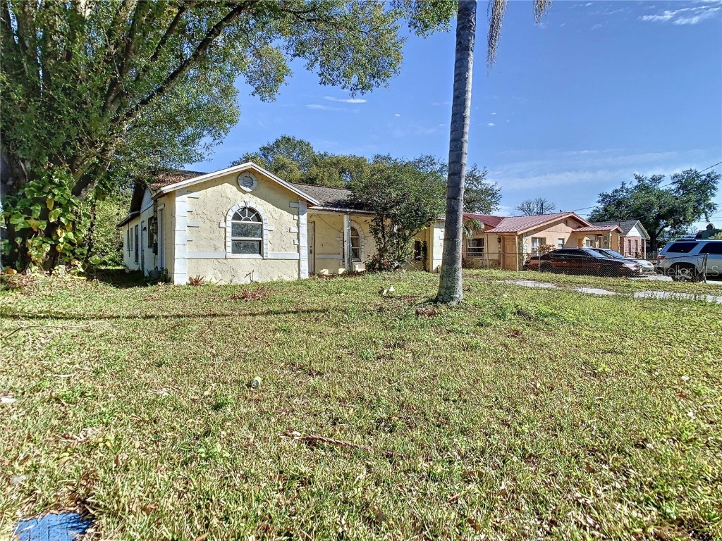 1004 S Empire Street Plant City FL 33563 U8187059 image1