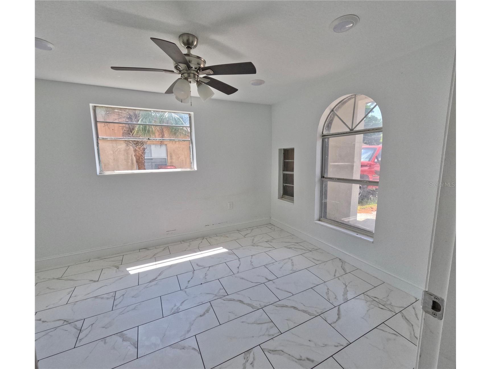 1004 S Empire Street Plant City FL 33563 TB8490262 image14