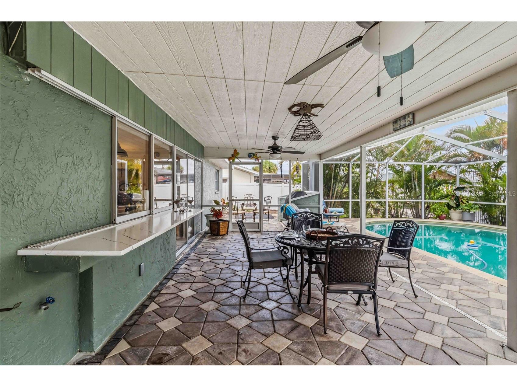 1004 Spindle Palm Way Apollo Beach FL 33572 A4695923 image16