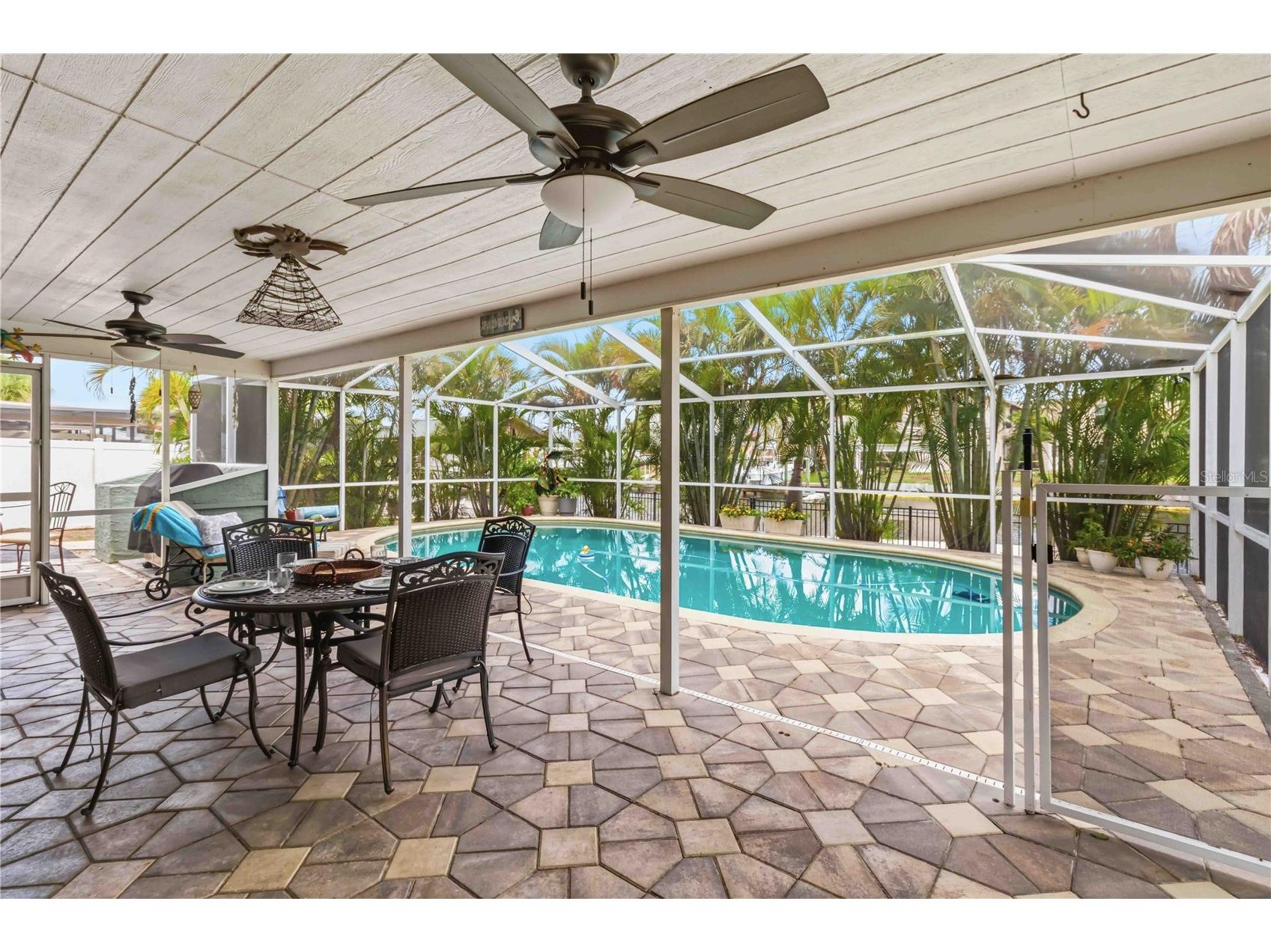 1004 Spindle Palm Way Apollo Beach FL 33572 A4695923 image4