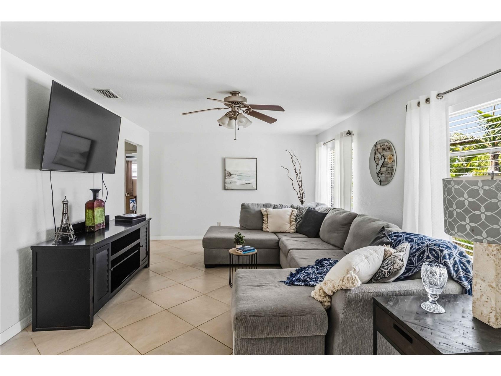 1004 Spindle Palm Way Apollo Beach FL 33572 A4695923 image7