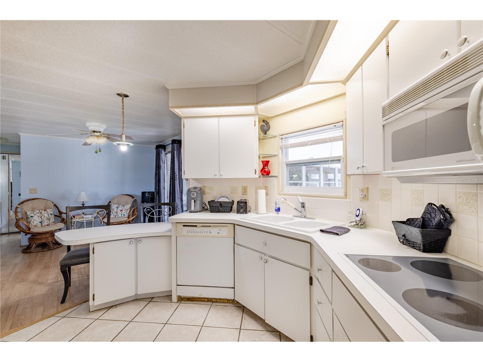1004 Todd Way Tavares FL 32778 - LAKE HARRIS CHAIN OF LAKES G5112405 image30