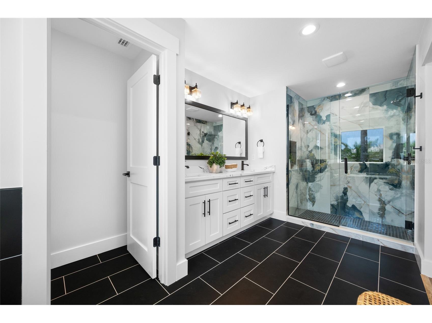 1004 W Henry Avenue Tampa FL 33604 TB8523207 image32