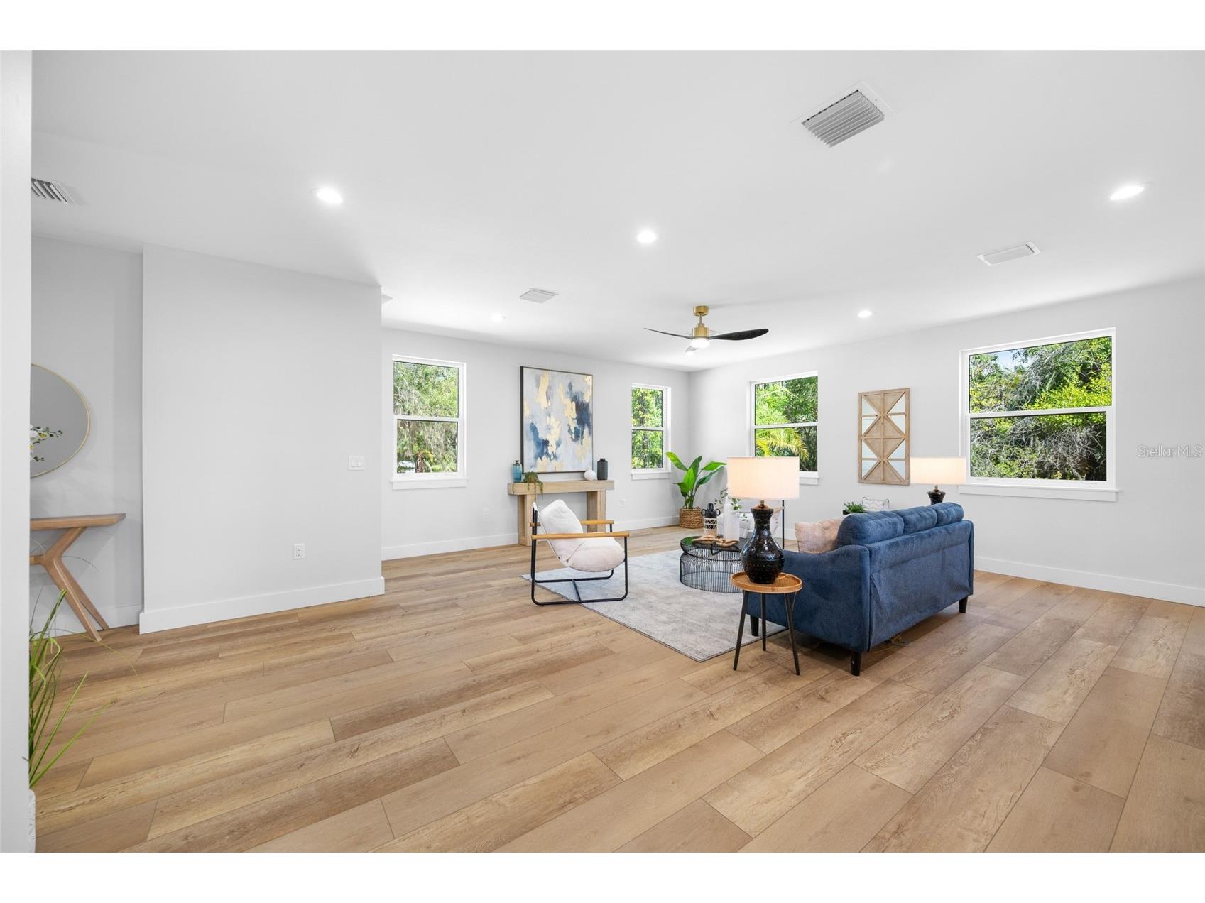 1004 W Henry Avenue Tampa FL 33604 TB8523207 image9