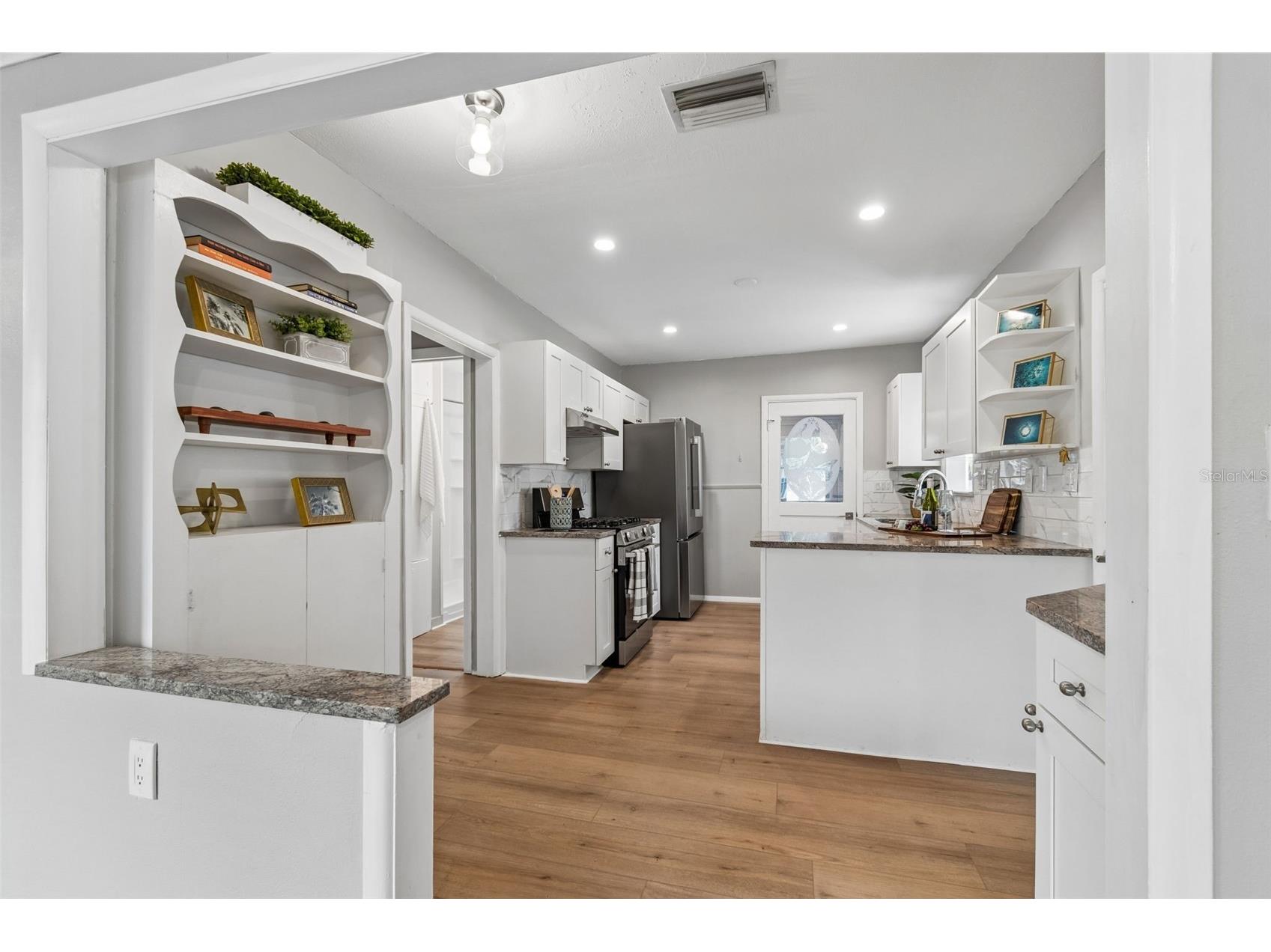 1004 Washington Avenue Largo FL 33770 TB8514922 image9