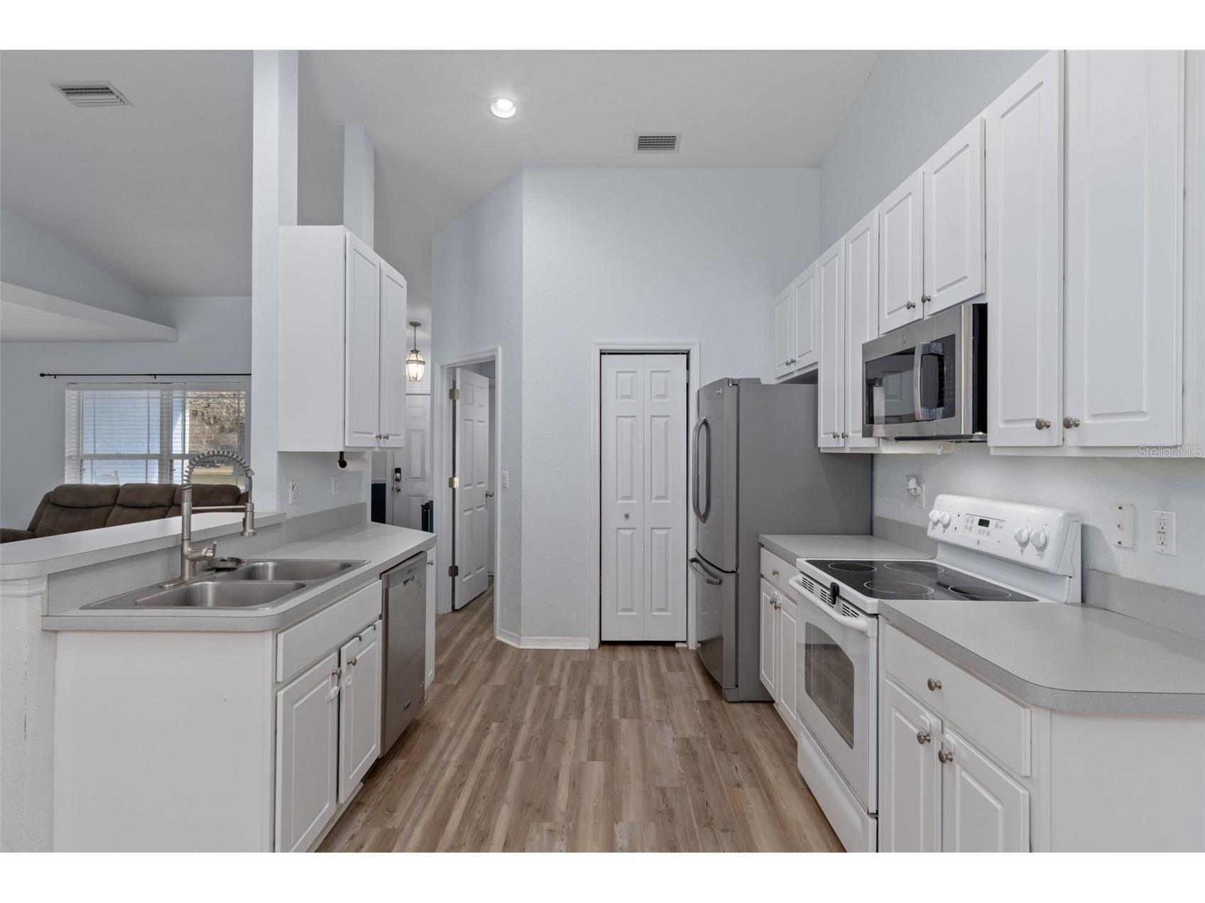 10041 Kimbrough Drive Brooksville FL 34601 W7883036 image14