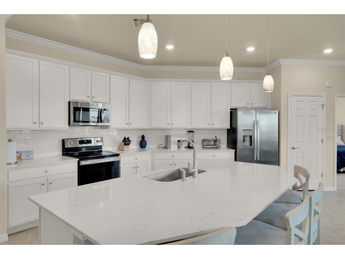 10042 Crooked Creek Drive #203 Venice FL 34293 A4660792 image6