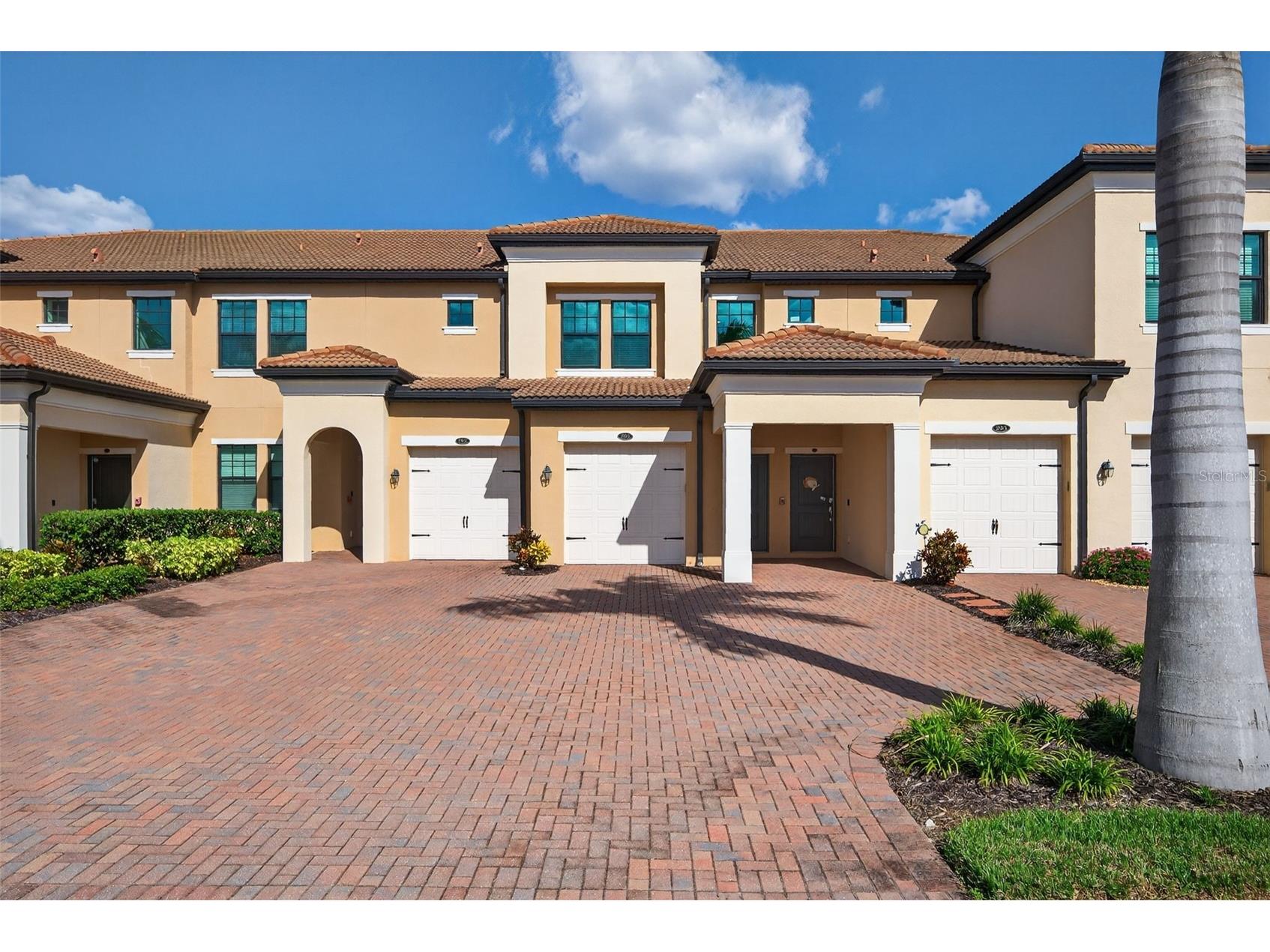 10047 Crooked Creek Drive #202 Venice FL 34293 A4665376 image1