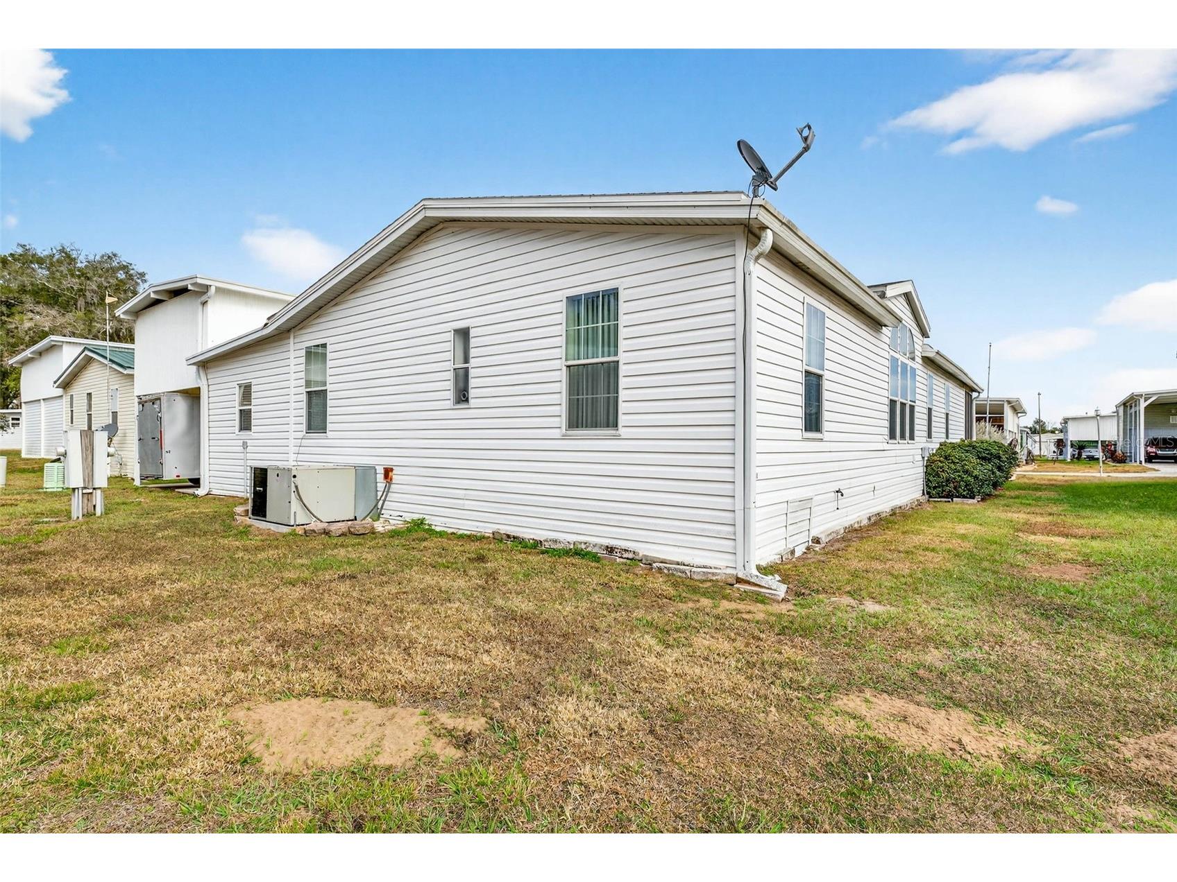 10047 Equity Avenue Dade City FL 33525 TB8463429 image34