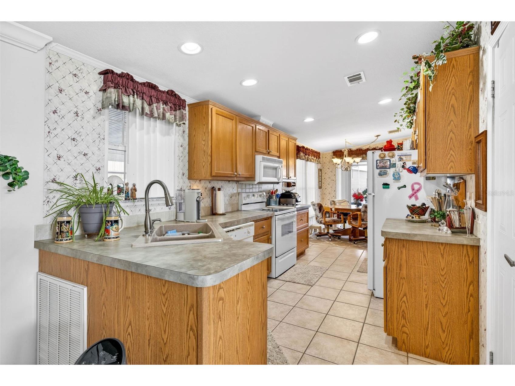 10047 Equity Avenue Dade City FL 33525 TB8463429 image8