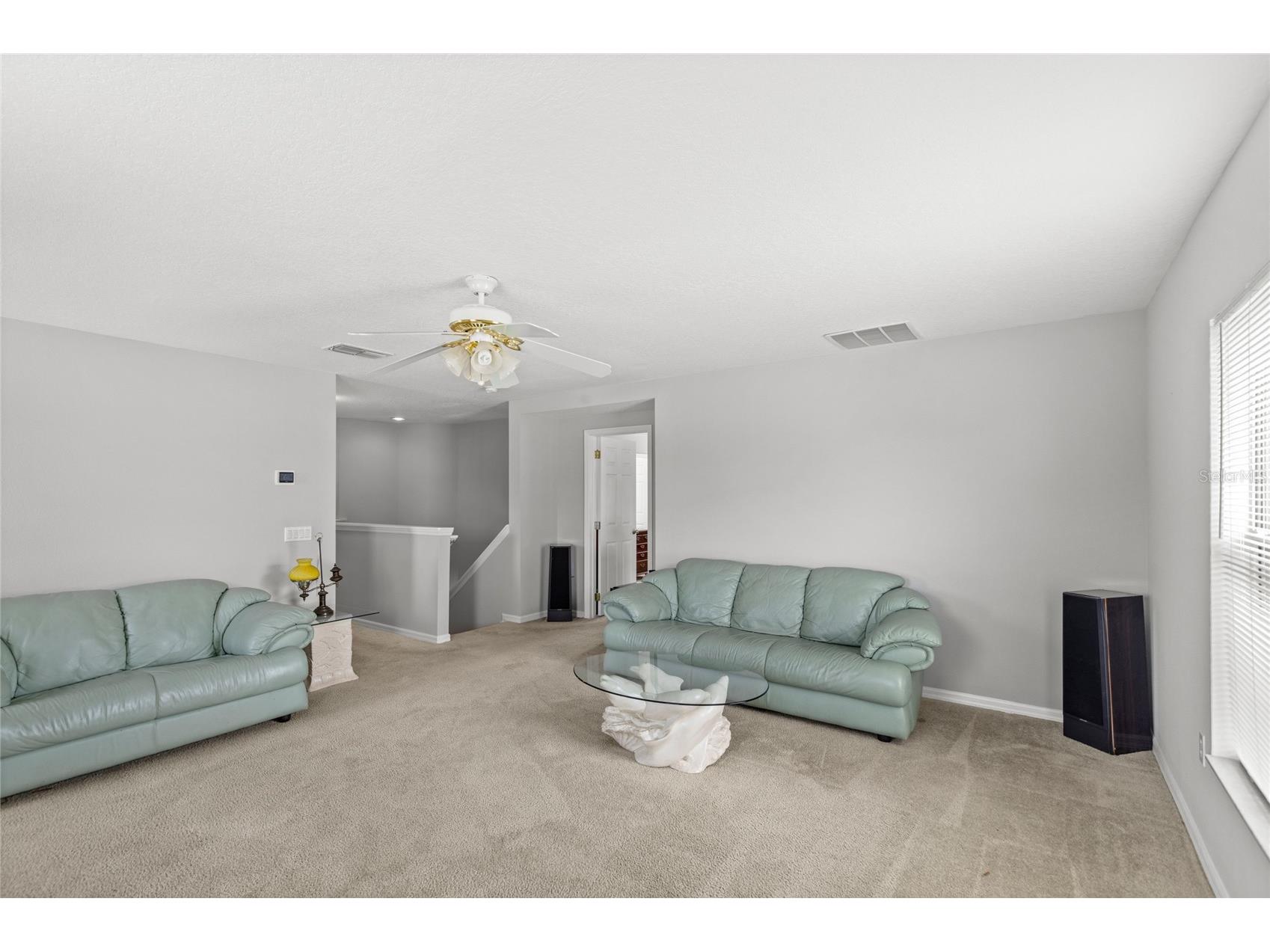 10048 Stratford Pointe Avenue Orlando FL 32832 O6335692 image17