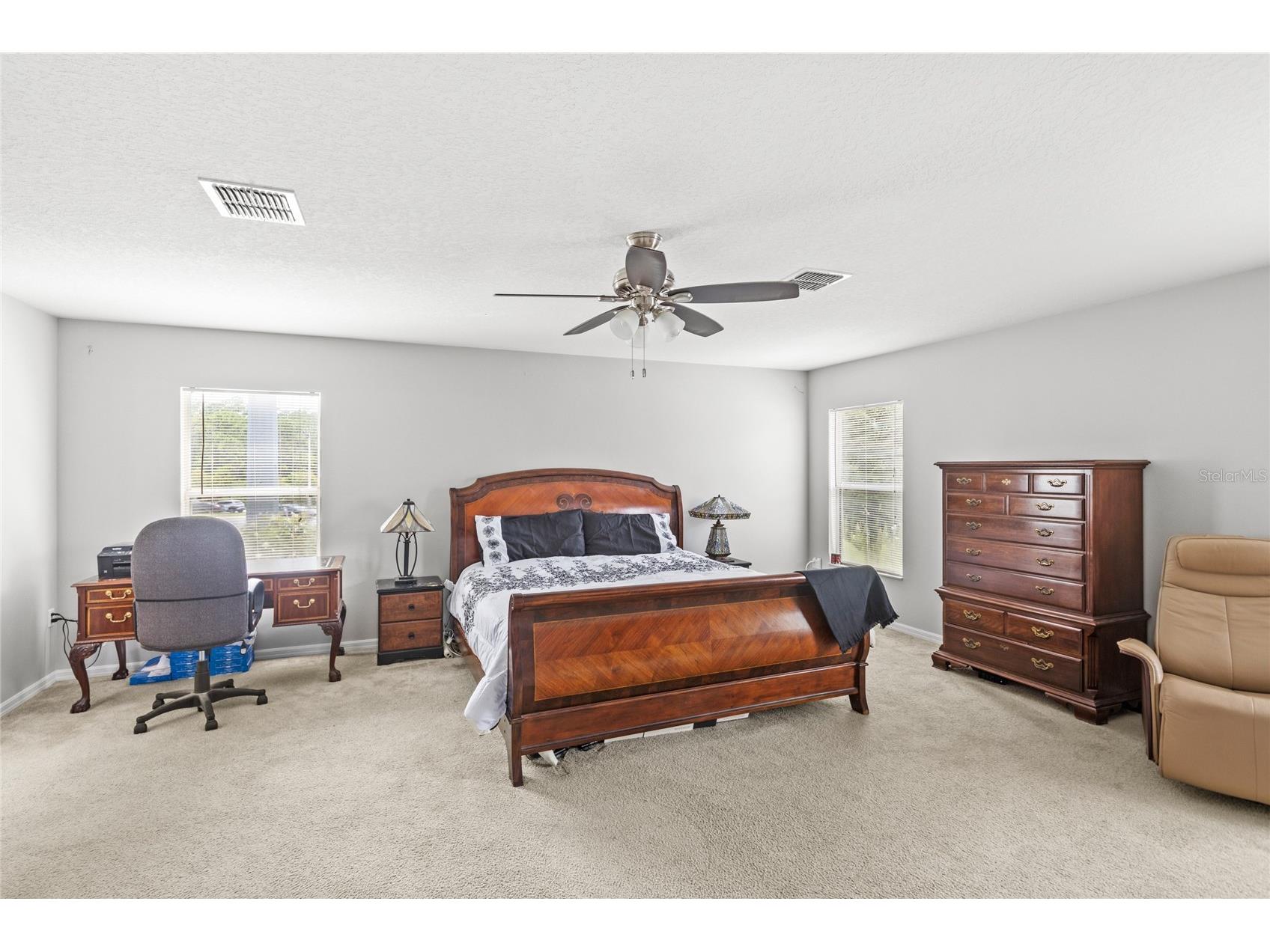 10048 Stratford Pointe Avenue Orlando FL 32832 O6335692 image3