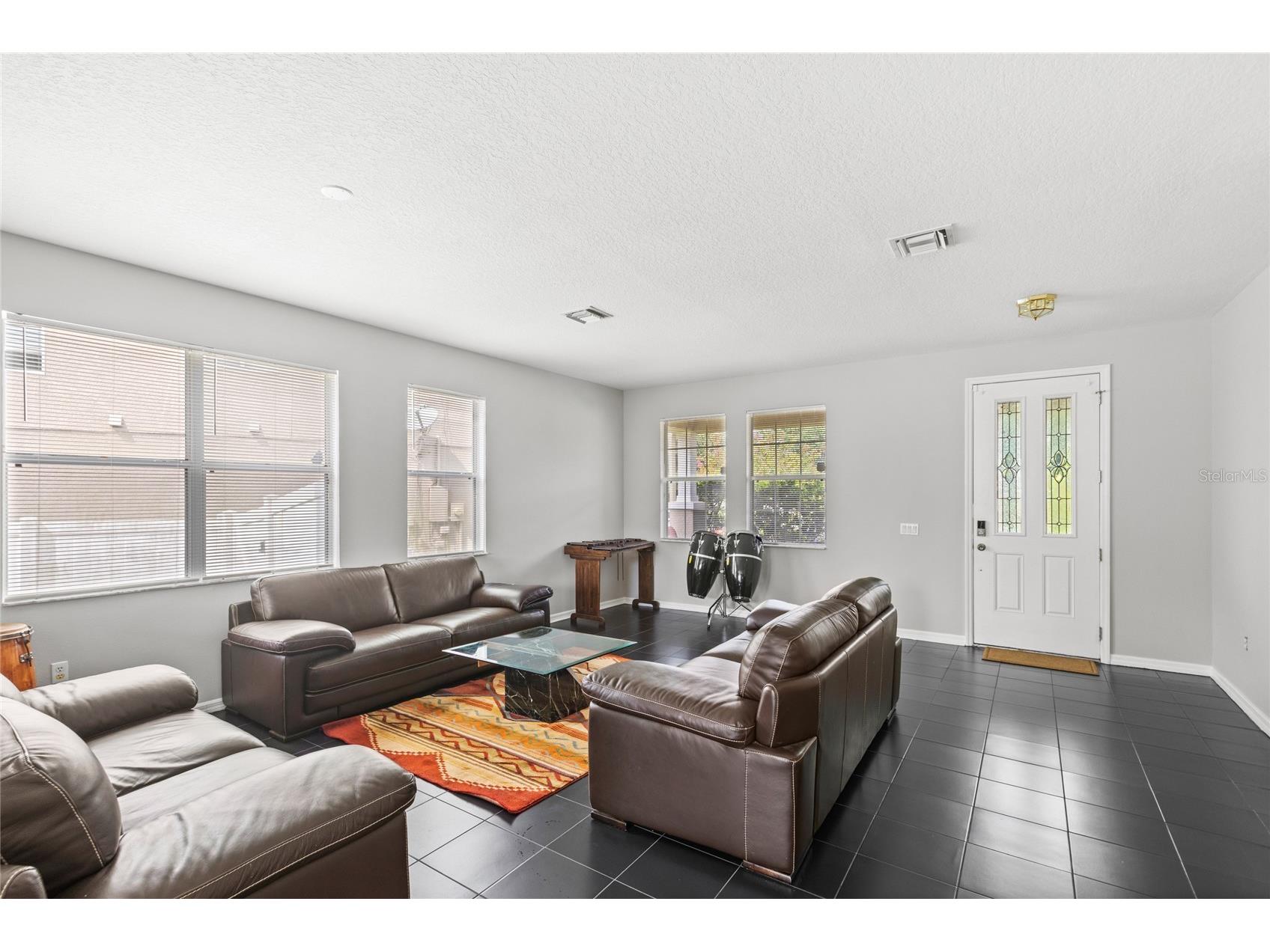 10048 Stratford Pointe Avenue Orlando FL 32832 O6335692 image5