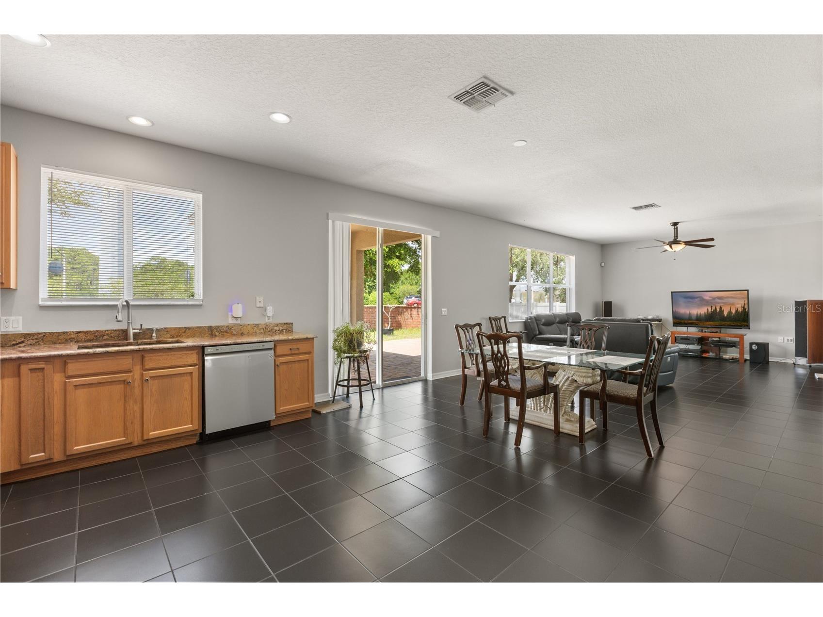 10048 Stratford Pointe Avenue Orlando FL 32832 S5150073 image16