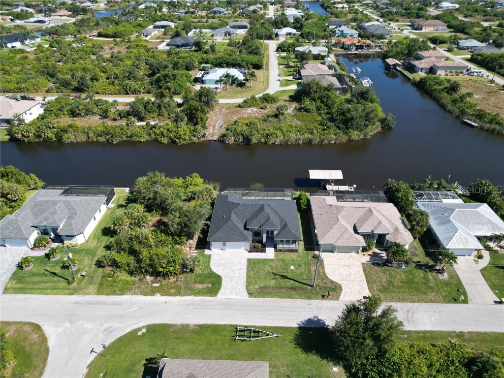 10048 Winnipeg Street Port Charlotte FL 33981 - FRUITPORT WATERWAY D6144559 image4
