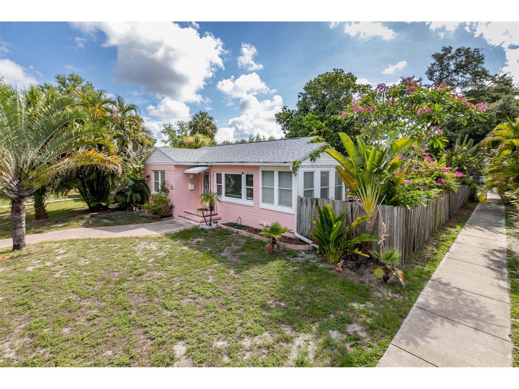 1005 15th Street N Saint Petersburg FL 33705 W7886982 image39