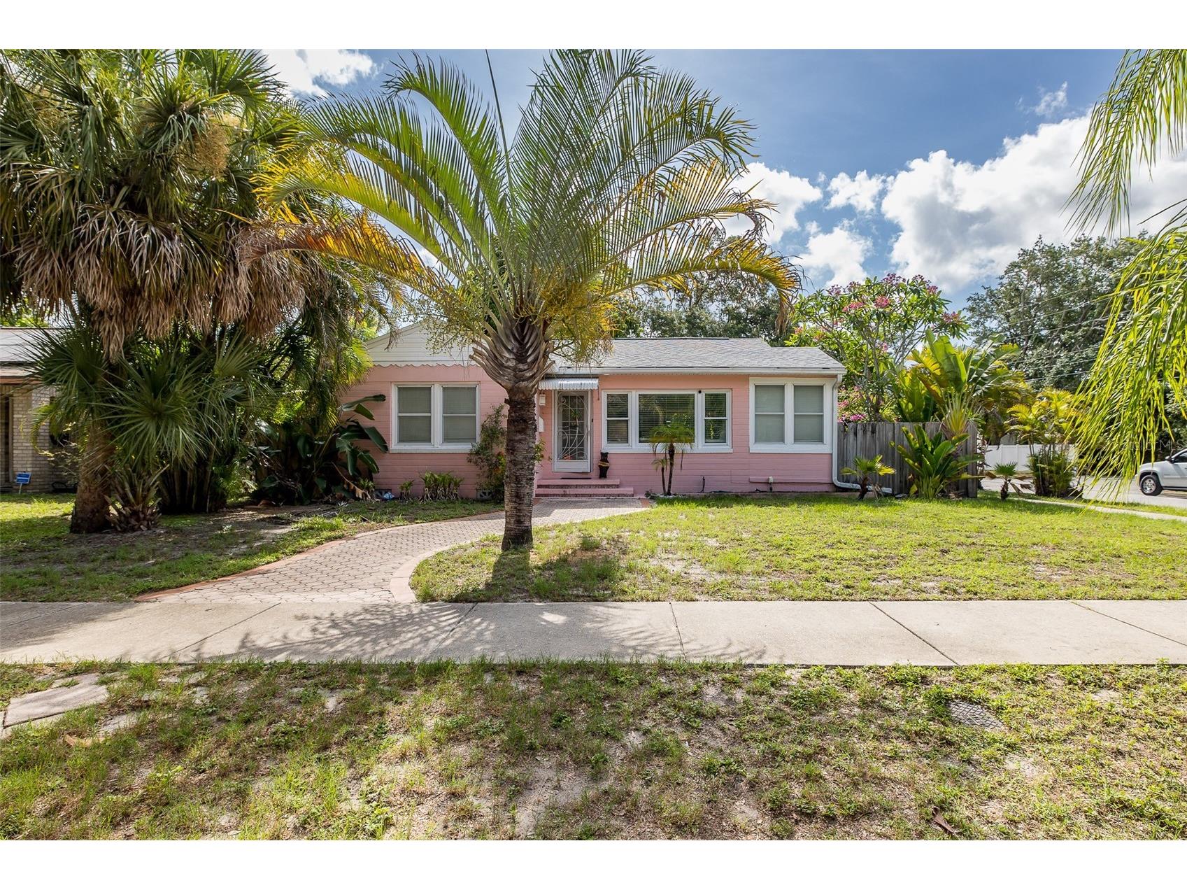 1005 15th Street N Saint Petersburg FL 33705 W7886982 image41