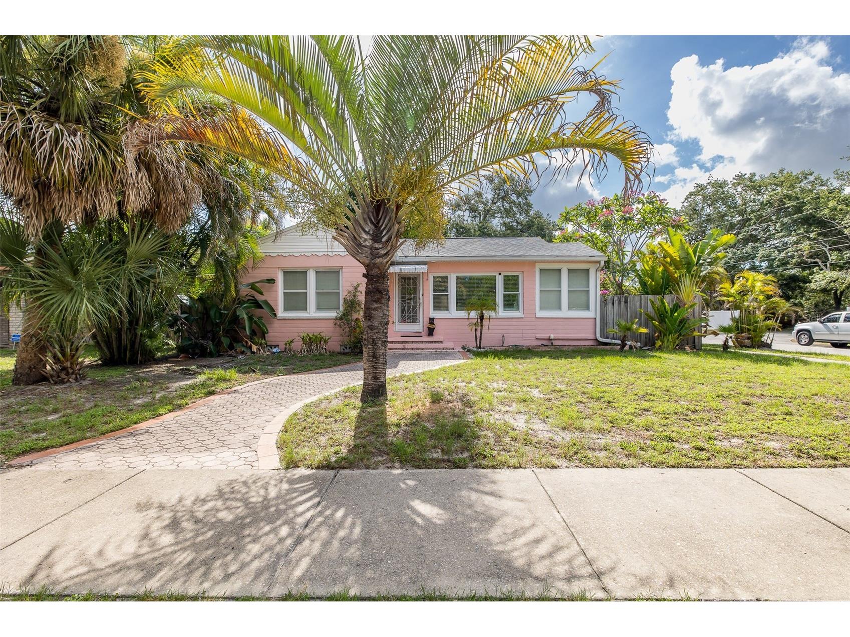 1005 15th Street N Saint Petersburg FL 33705 W7886982 image42