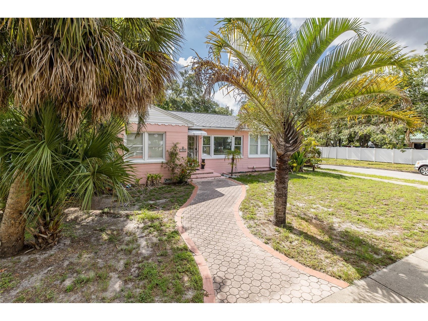 1005 15th Street N Saint Petersburg FL 33705 W7886982 image43