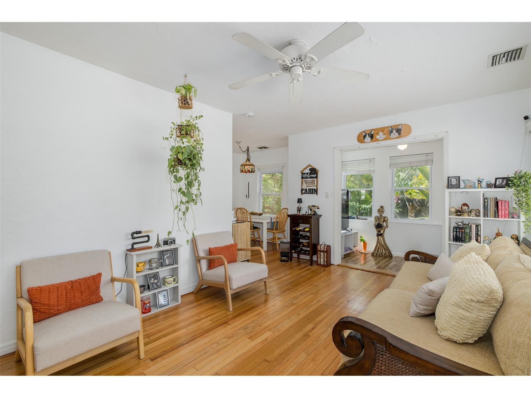 1005 15th Street N Saint Petersburg FL 33705 W7886982 image7