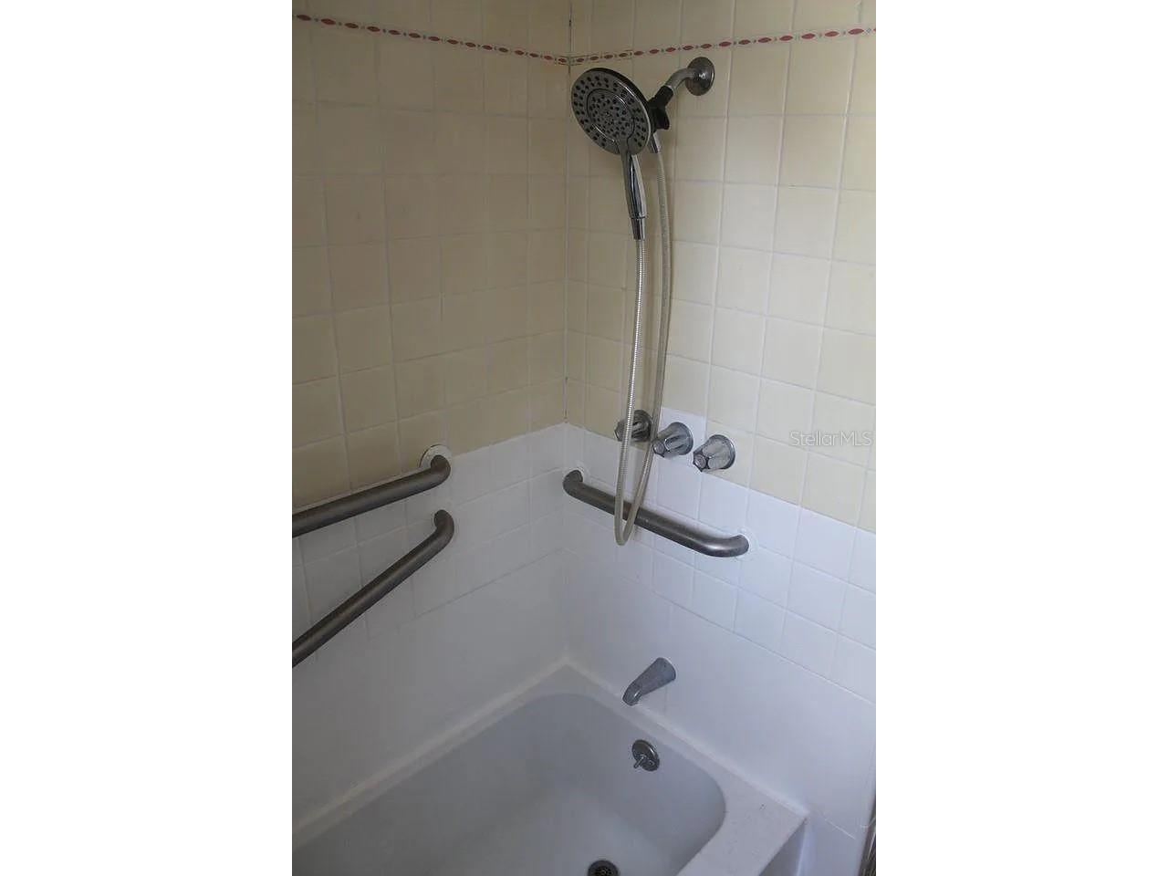 1005 16th Street N Saint Petersburg FL 33705 TB8459034 image17