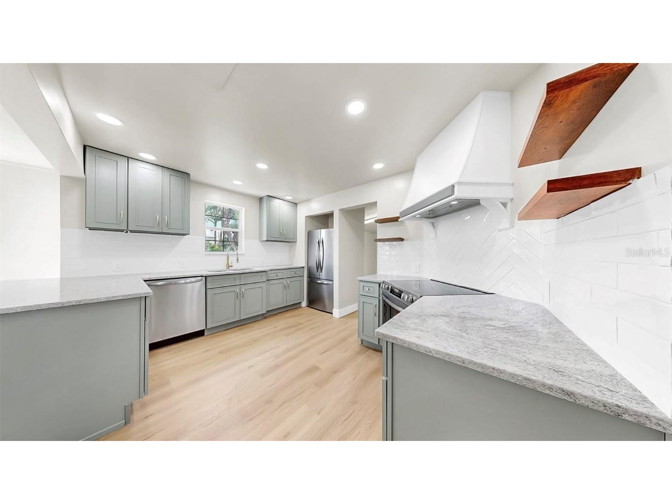 1005 45th Street W Bradenton FL 34209 TB8398559 image14