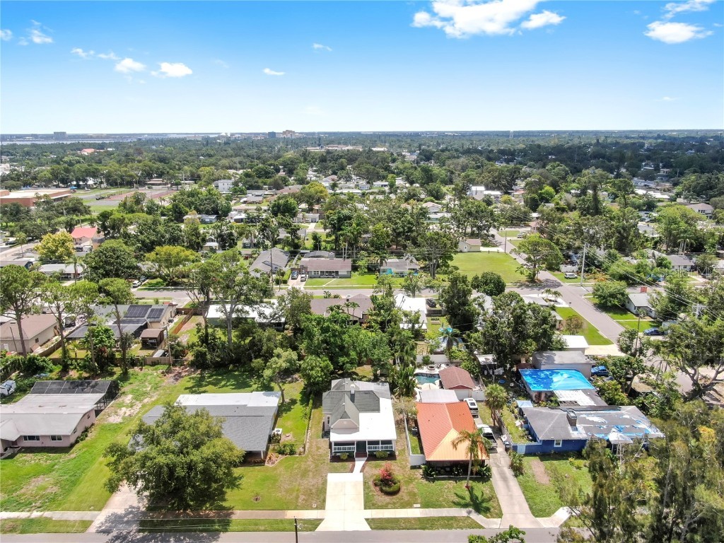 1005 45th Street W Bradenton FL 34209 TB8398559 image40