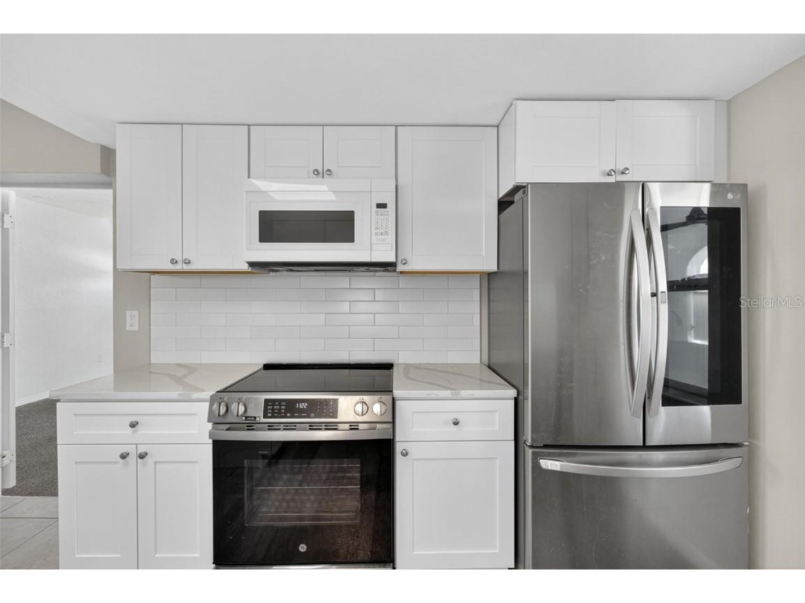 1005 Alston Lane Englewood FL 34223 - AINGERCREEK N6140086 image14