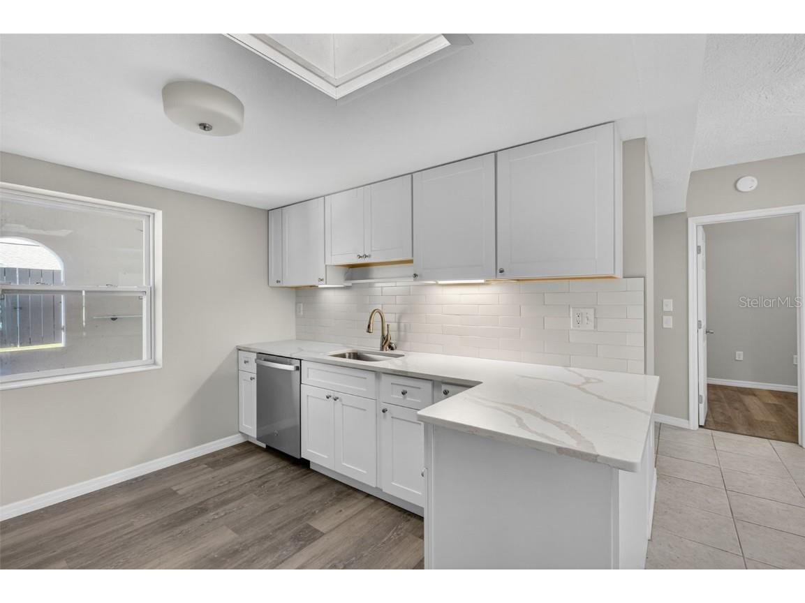 1005 Alston Lane Englewood FL 34223 - AINGERCREEK N6140086 image16