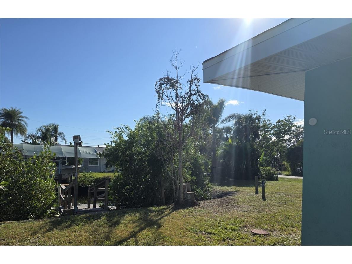 1005 Alston Lane Englewood FL 34223 - AINGERCREEK N6140086 image48