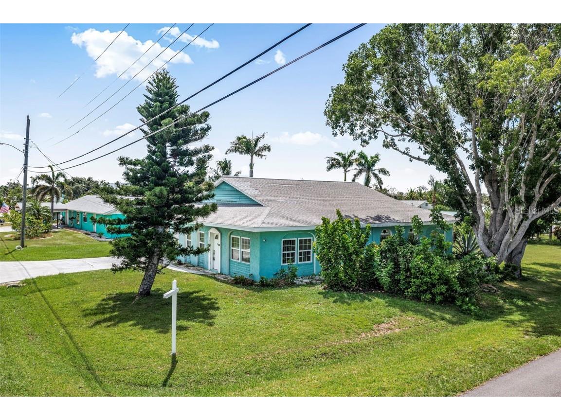 1005 Alston Lane Englewood FL 34223 - AINGERCREEK N6140086 image7