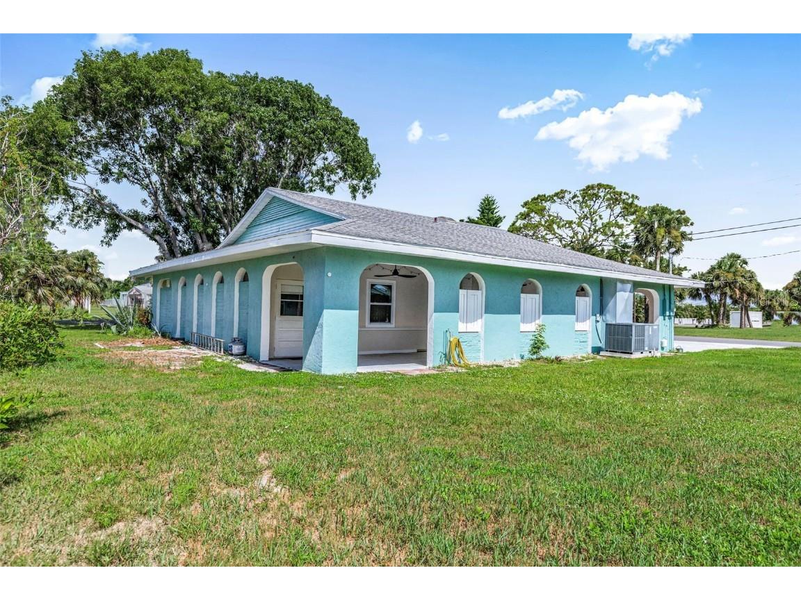 1005 Alston Lane Englewood FL 34223 - AINGERCREEK N6140086 image8