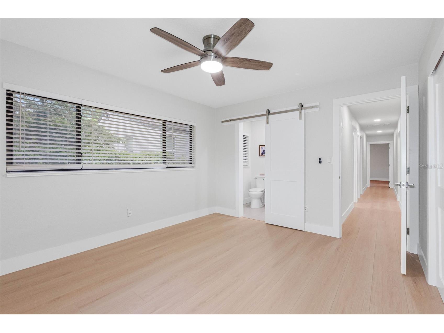 1005 Apache Trail Clearwater FL 33755 TB8506091 image24