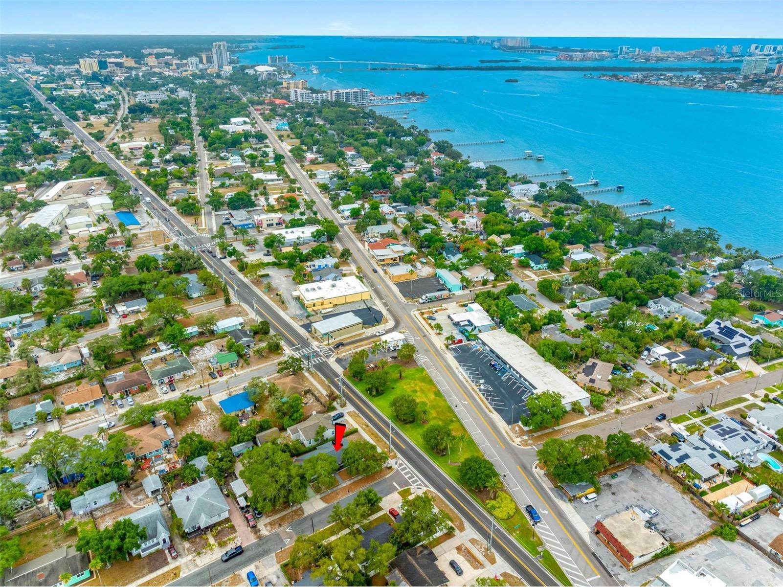 1005 Apache Trail Clearwater FL 33755 TB8506091 image32