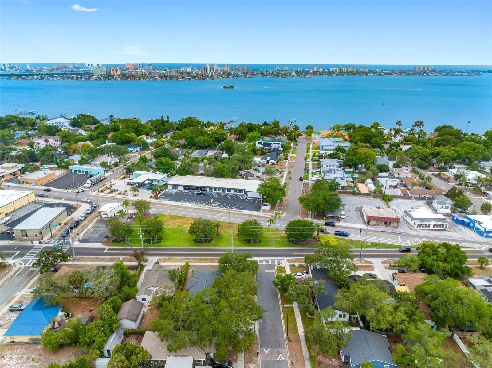 1005 Apache Trail Clearwater FL 33755 TB8506091 image40