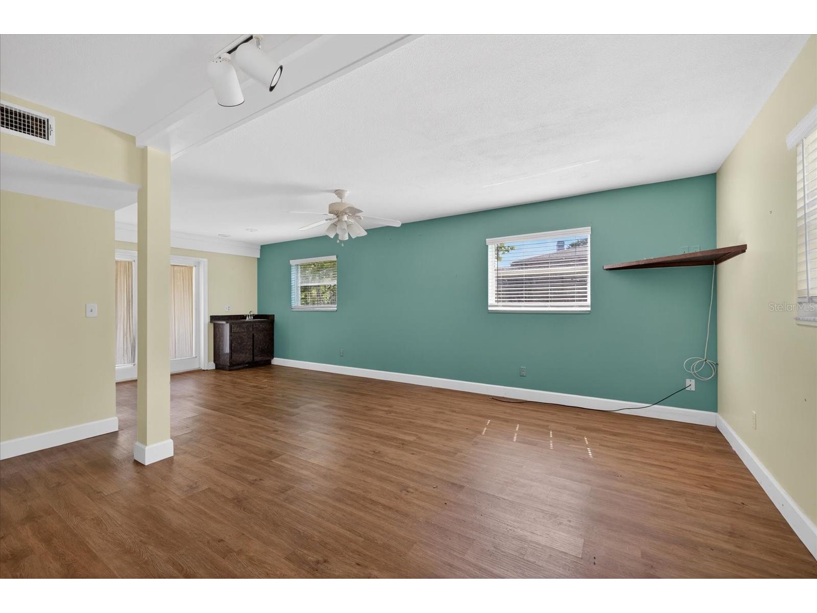 1005 Beaver Drive Tarpon Springs FL 34689 TB8502975 image12