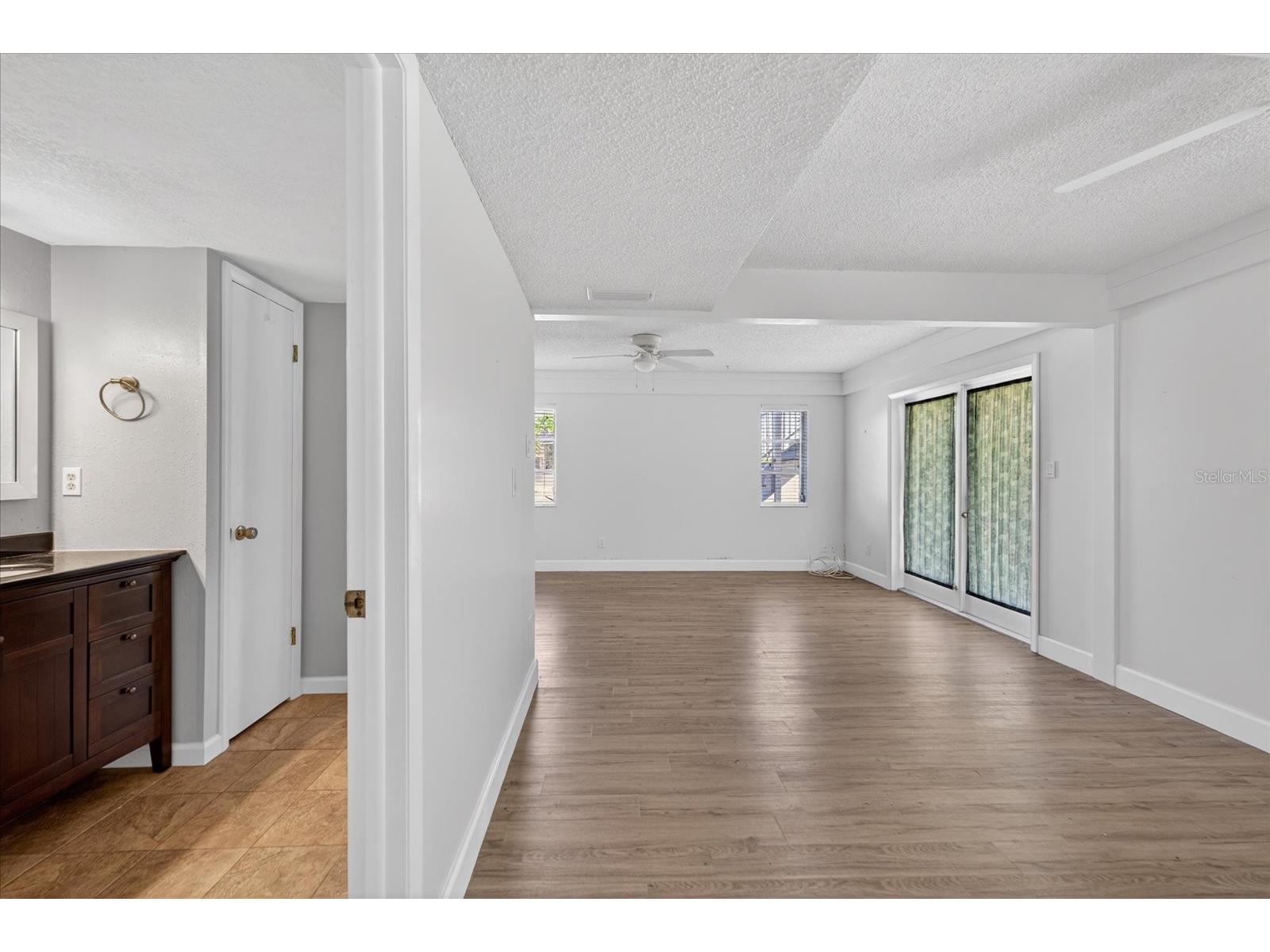 1005 Beaver Drive Tarpon Springs FL 34689 TB8502975 image16