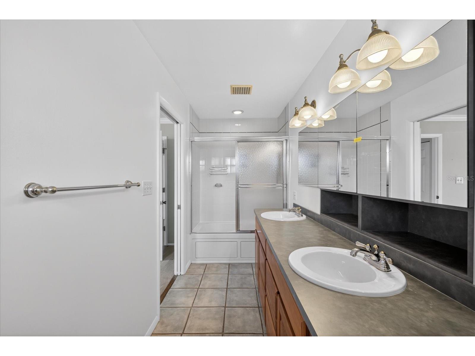 1005 Beaver Drive Tarpon Springs FL 34689 TB8502975 image38
