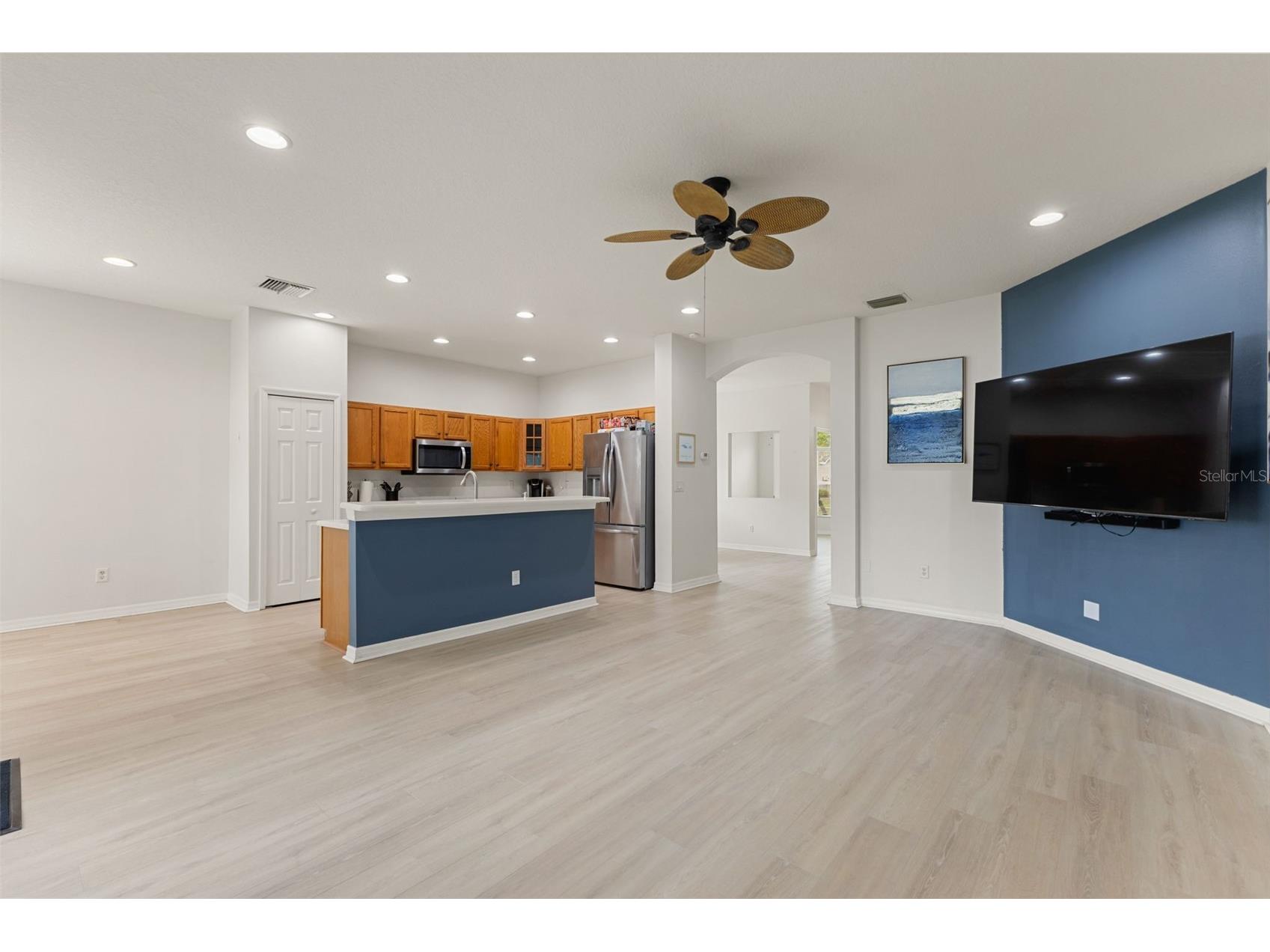 1005 Crystal Carbon Way Valrico FL 33594 TB8431928 image6