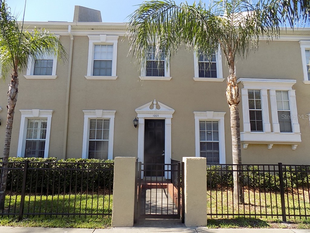 1005 Edison Park Court Tampa FL 33606 T3494148 image1