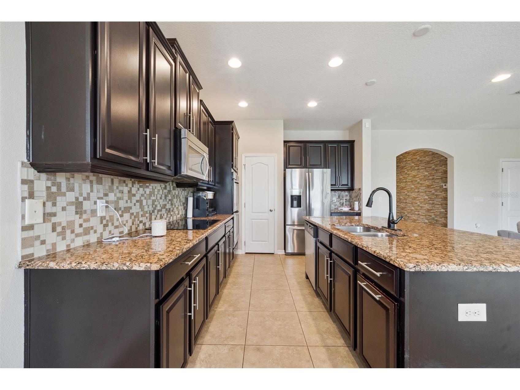 1005 Fountain Coin Loop Orlando FL 32828 O6395550 image15