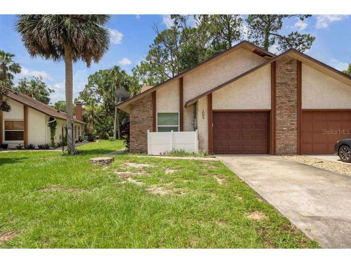 1005 Fox Trace Court Port Orange FL 32127 V4931093 image1