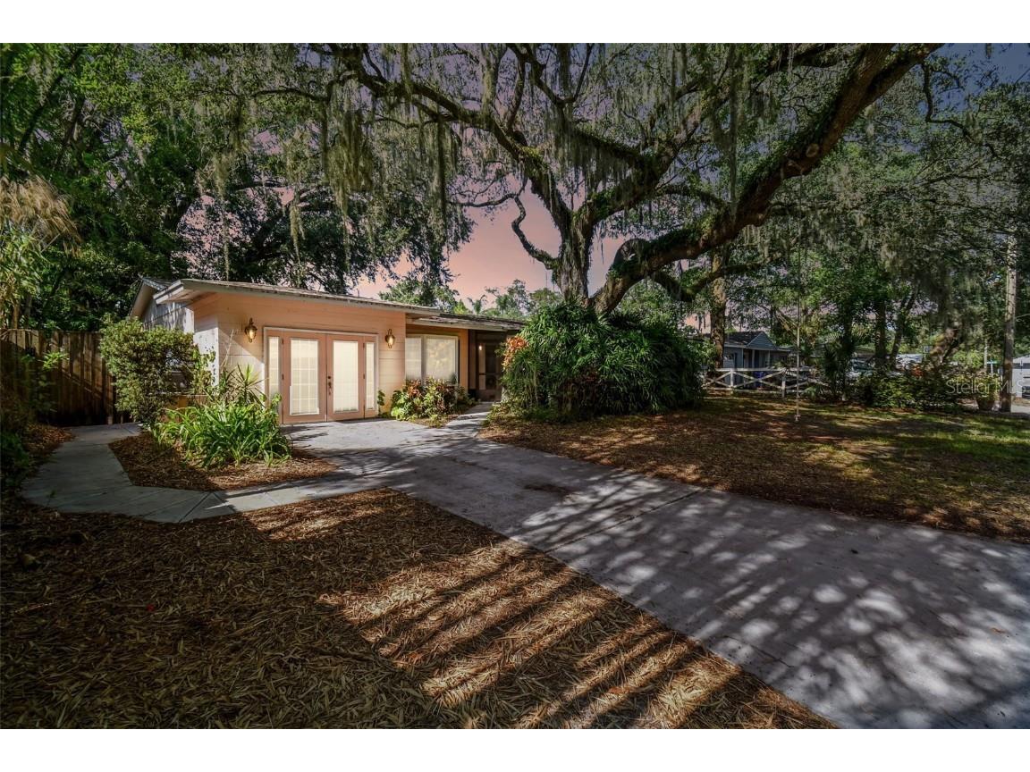1005 Hardy Drive Tampa FL 33613 T3464712 image1