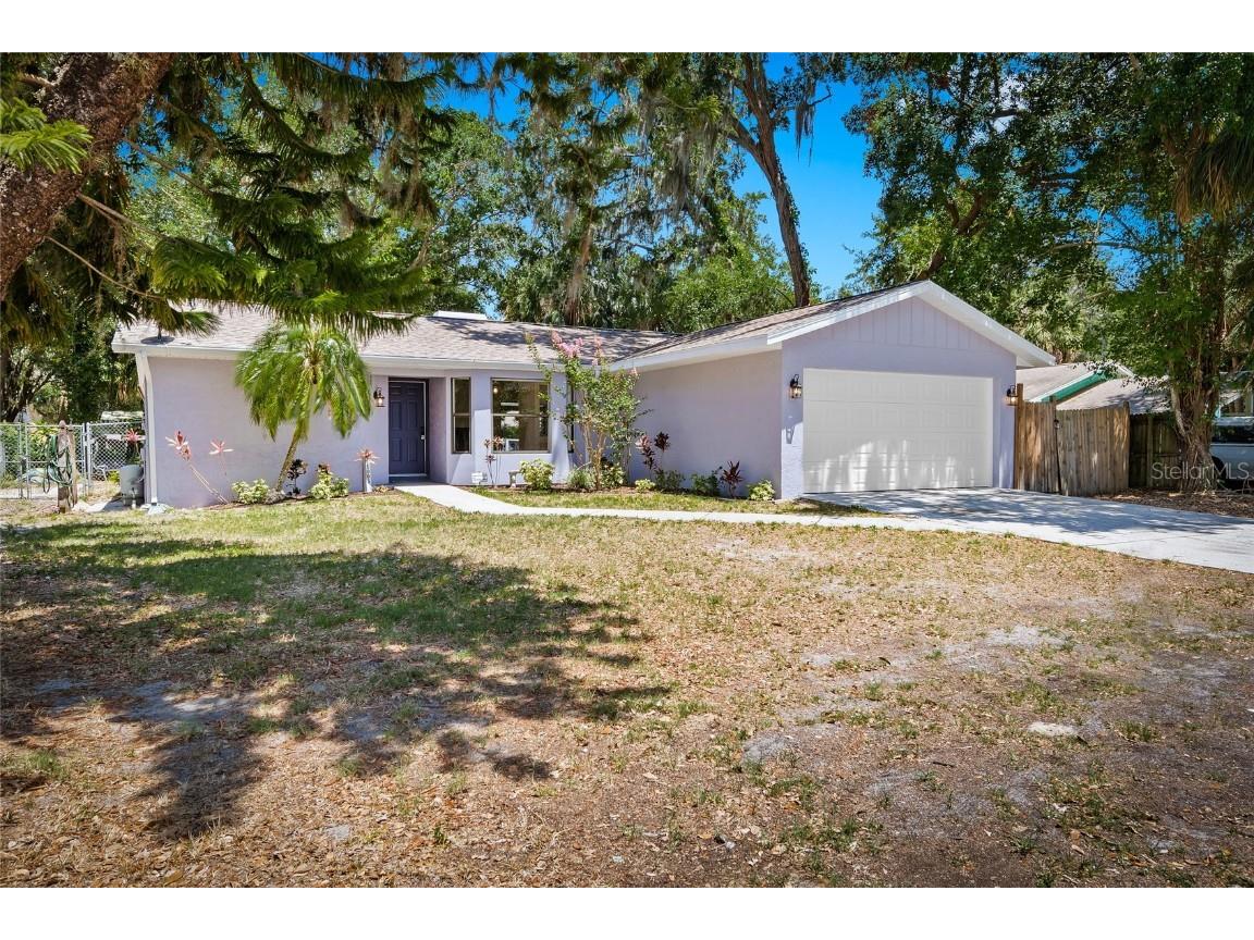 1005 Hubbel Road Bradenton FL 34208 A4570413 image1